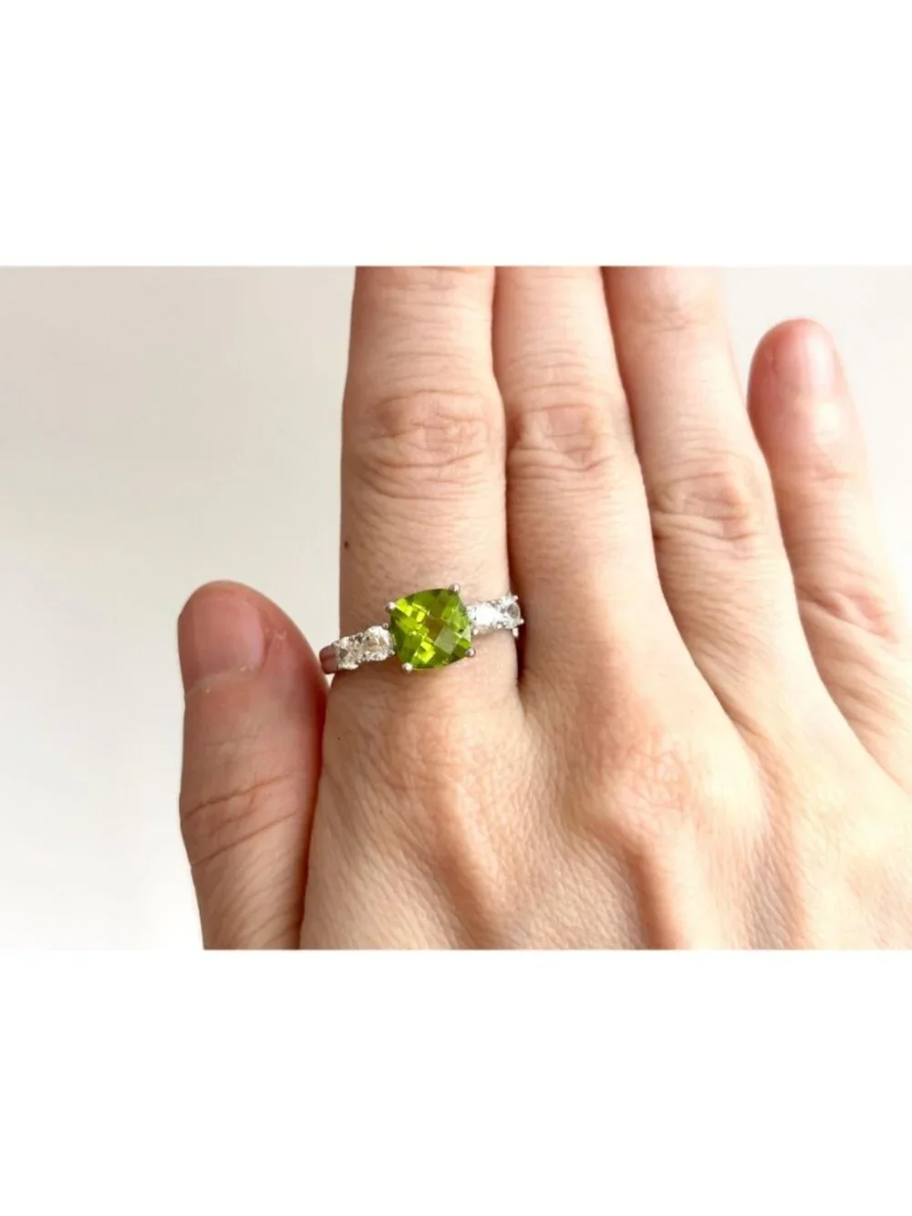 Peridot Cushion Cut Gemstone CZ Lined Sterling Silver 925 Vintage Ring - sz 11